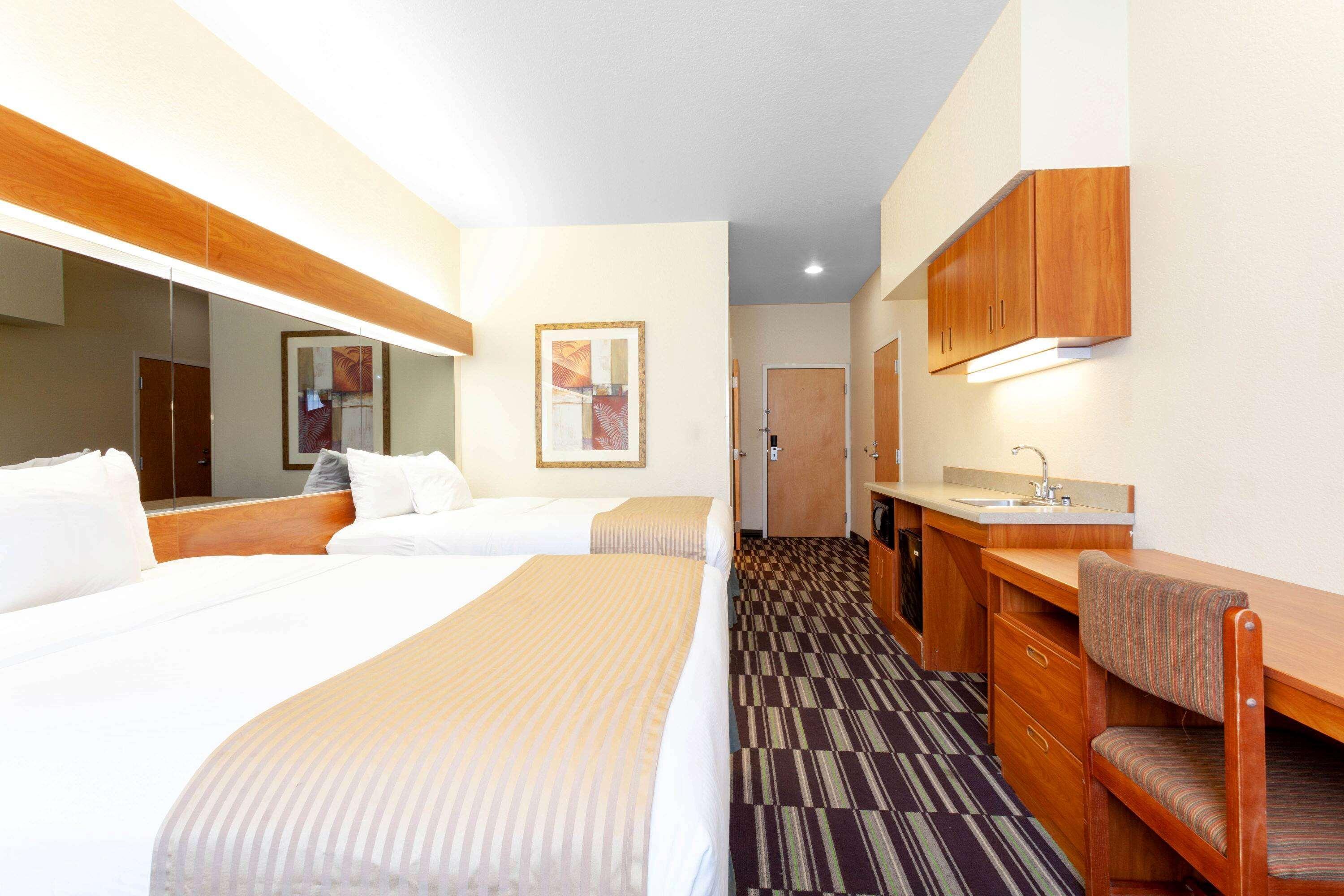 Microtel Inn & Suites By Wyndham Gulf Shores Zewnętrze zdjęcie