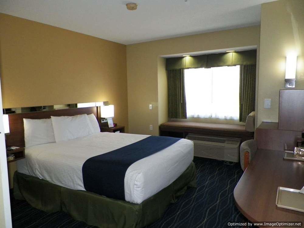 Microtel Inn & Suites By Wyndham Gulf Shores Zewnętrze zdjęcie